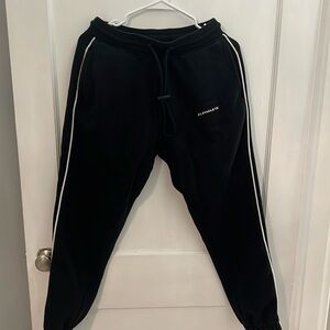 alphalete comfortable pants!!!